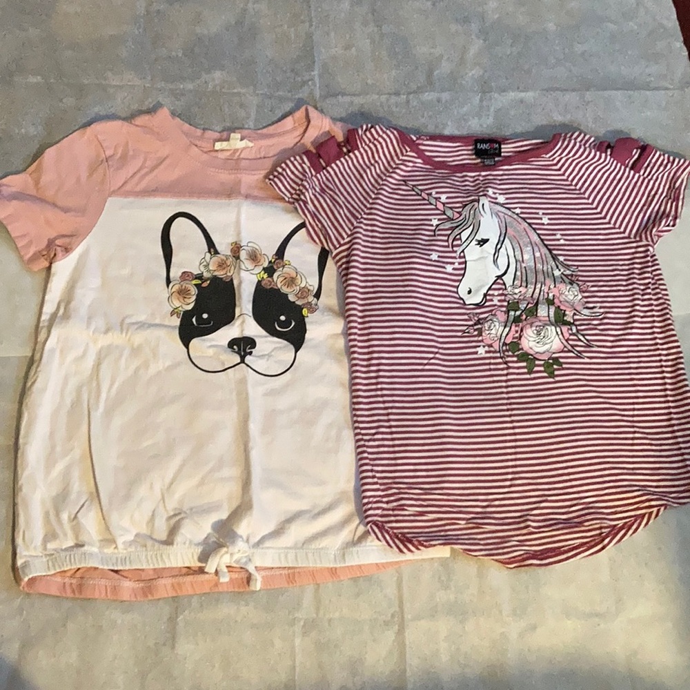 Tops in excellent conditions size 10-12 And 11-16